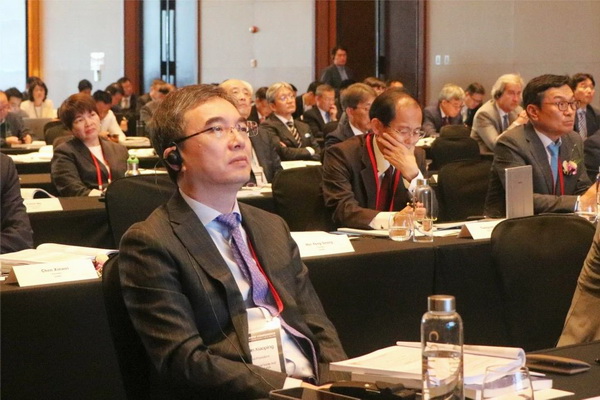 �����޻��w�ИI�ڿɳ��m�lչ����ĺ�����--��14�Á��޻��w���h���n���נ����_